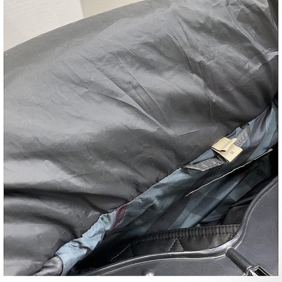 BURBERRY London Fur Collar Oversized Puffer Down Jacket Black Gold Hardware Med - Picture 5 of 12